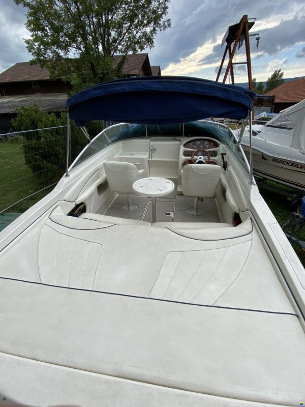 Sea Ray 260 Overnighter
