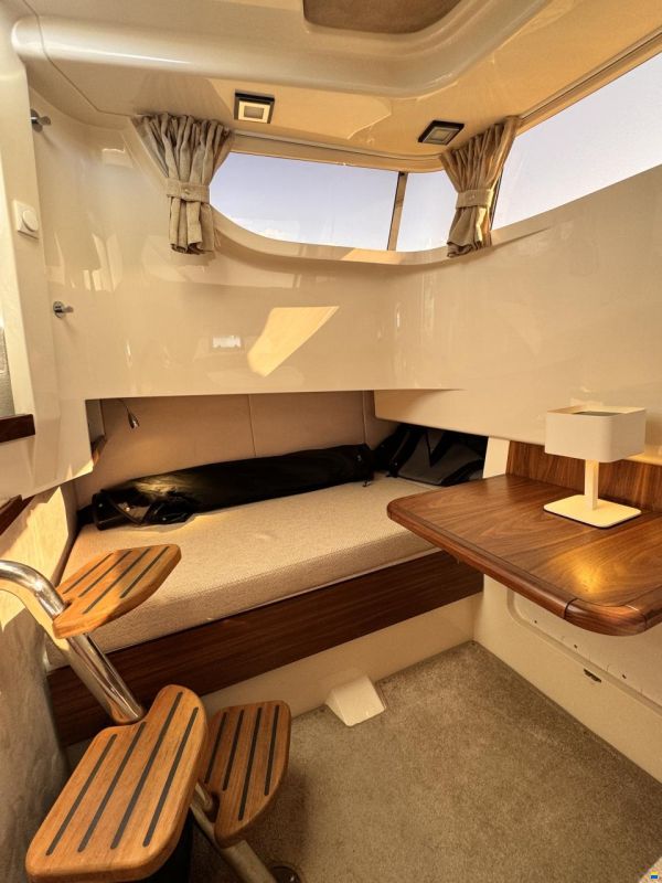 Marex 320 Aft Cabin Cruiser