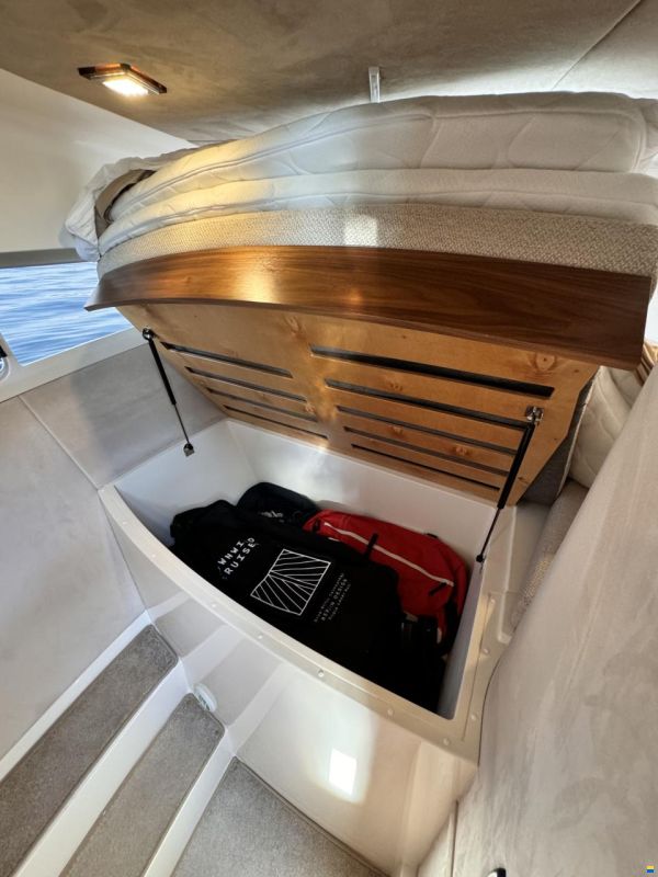 Marex 320 Aft Cabin Cruiser