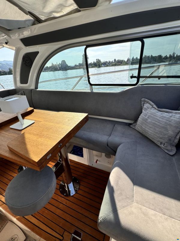 Marex 320 Aft Cabin Cruiser
