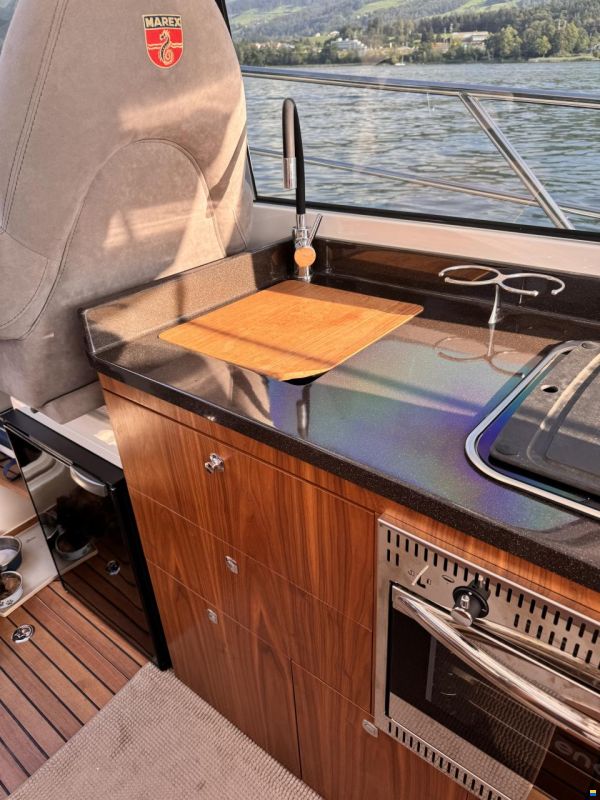 Marex 320 Aft Cabin Cruiser