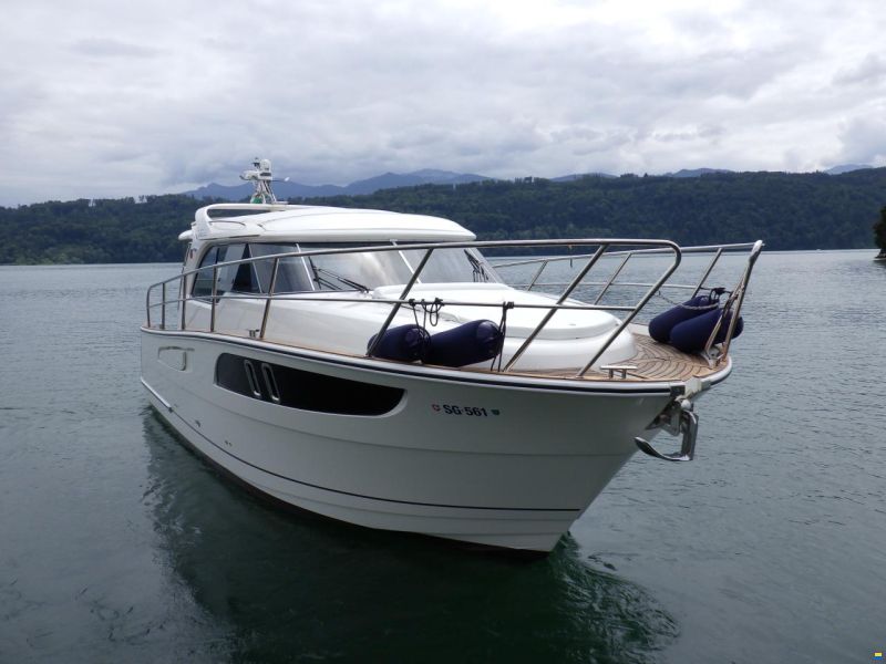 Marex 320 Aft Cabin Cruiser