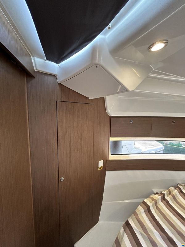 Jeanneau Merry fisher 895