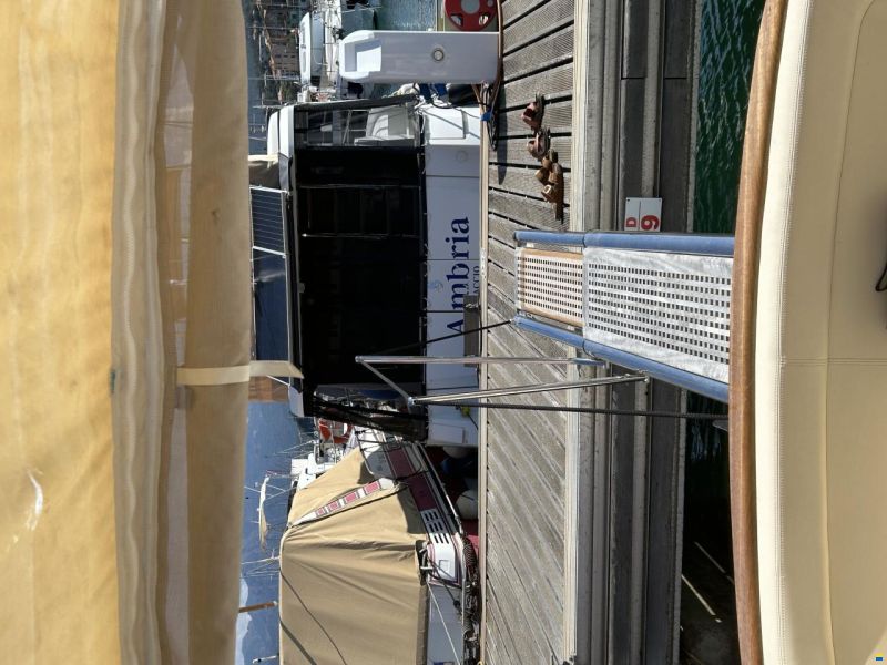 Jeanneau Prestige 30s open