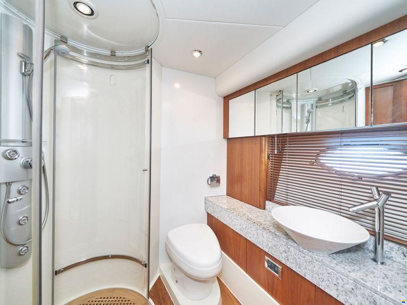 Sunseeker Predator 72