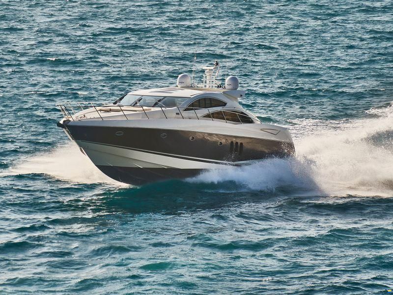 Sunseeker Predator 72