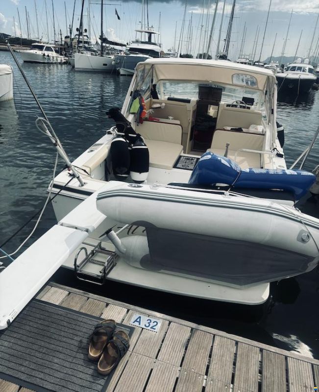 Bertram Moppie 28