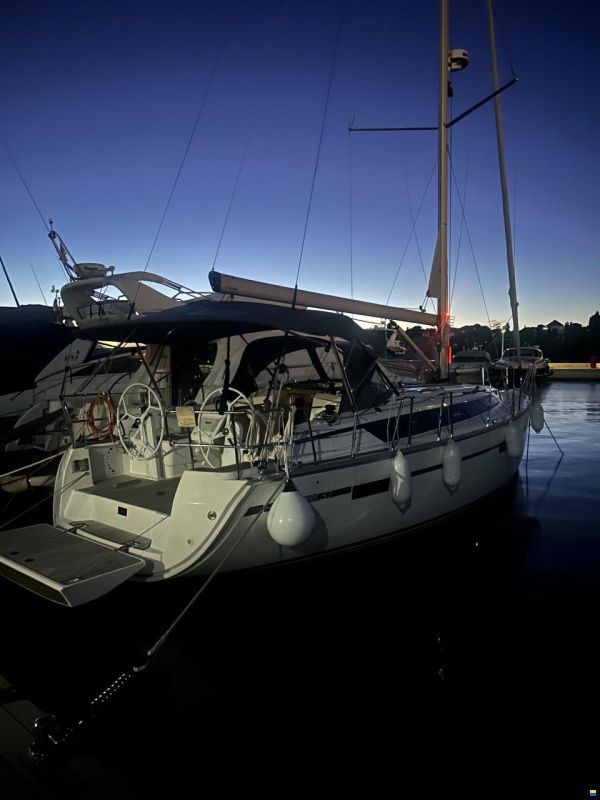 Bavaria Cruiser 37