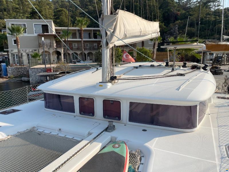 Lagoon 400