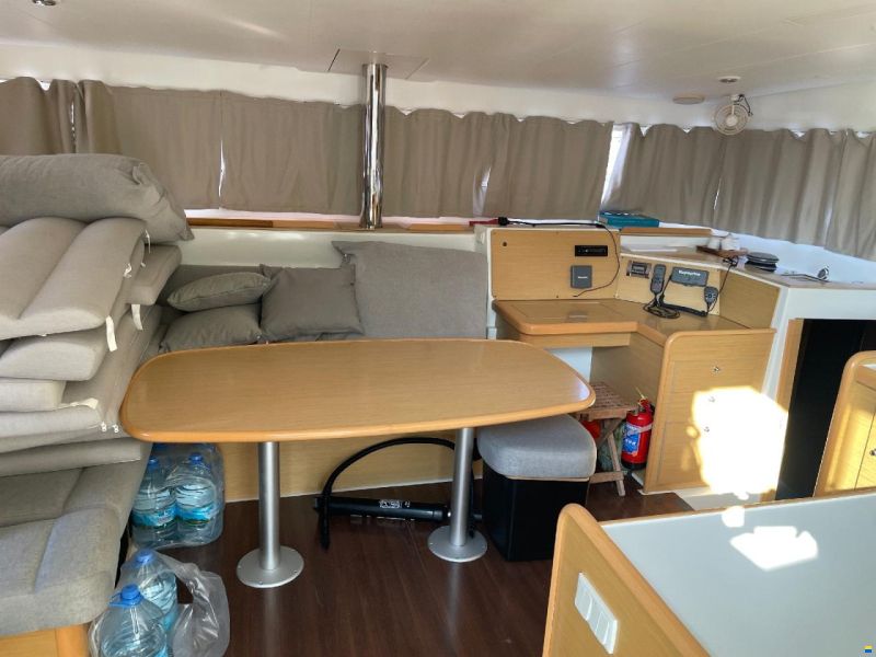 Lagoon 400