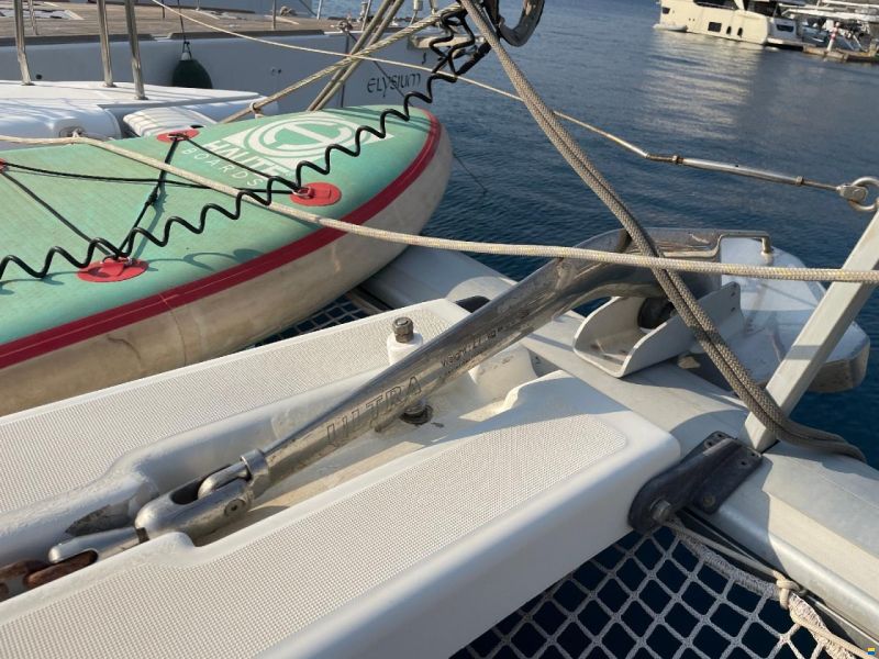Lagoon 400