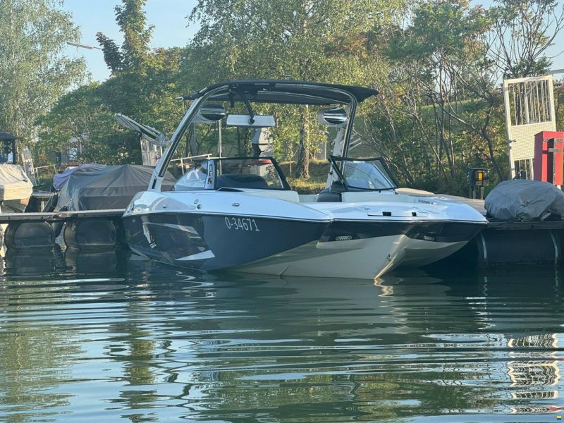 Malibu MXZ 22 Wakesetter