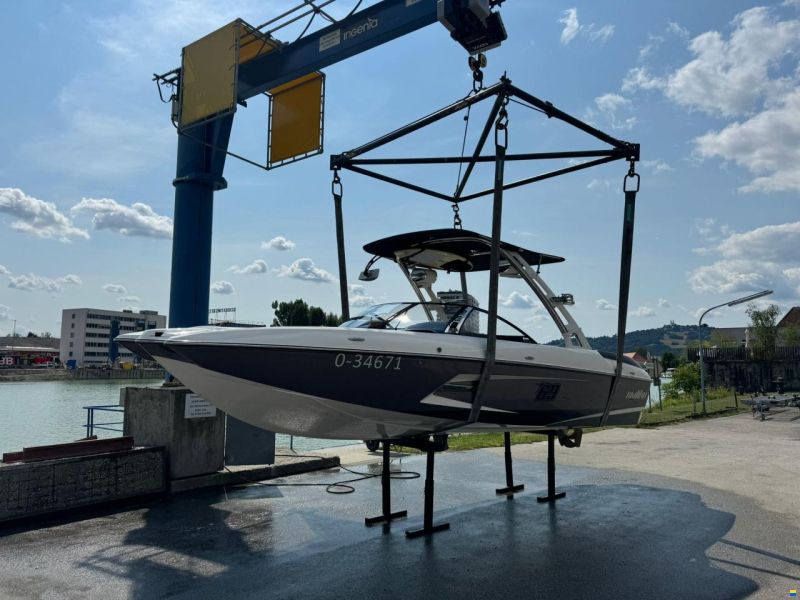 Malibu MXZ 22 Wakesetter