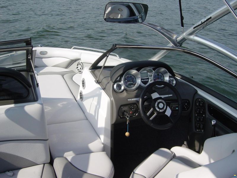 Moomba Supra Launch 22 SSV