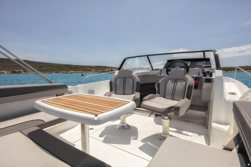 Jeanneau Cap Camarat WA 7.5 S3