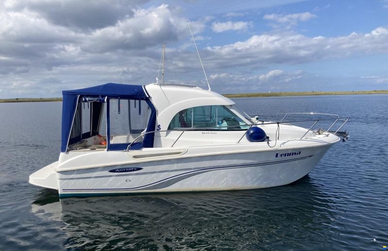 Beneteau Antares 6