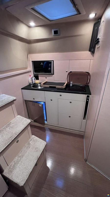 Cranchi M 38 HT - 2013