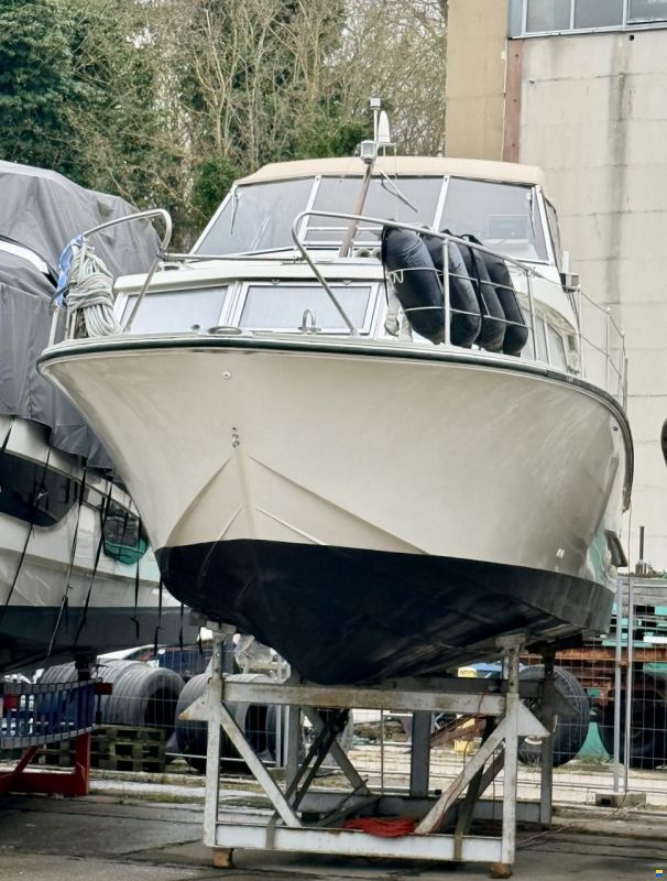 Coronet 32 Oceanfarer