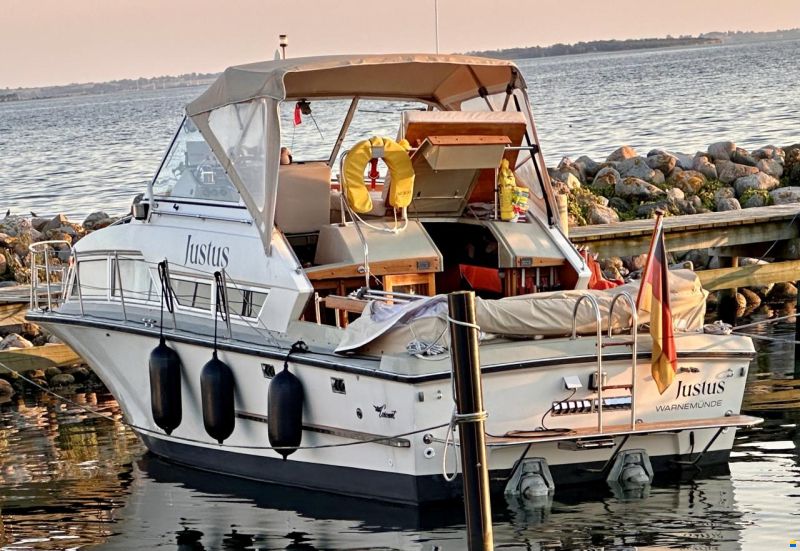 Coronet 32 Oceanfarer