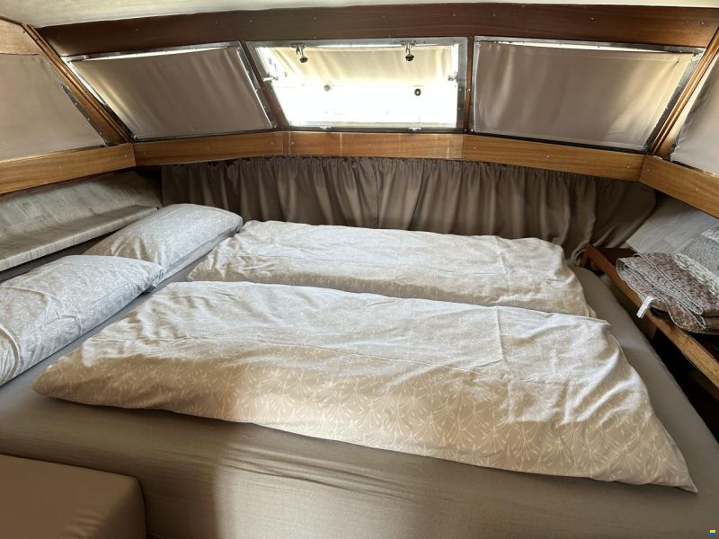 Coronet 32 Oceanfarer