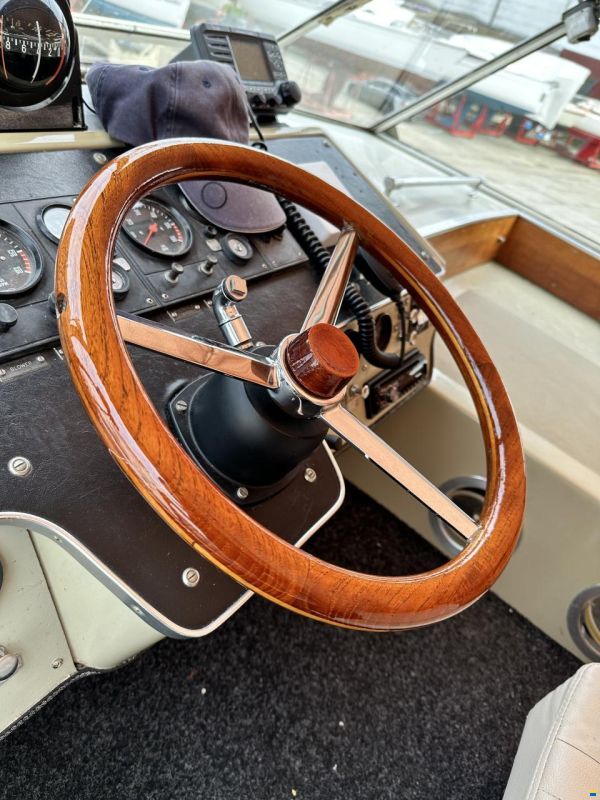 Coronet 32 Oceanfarer