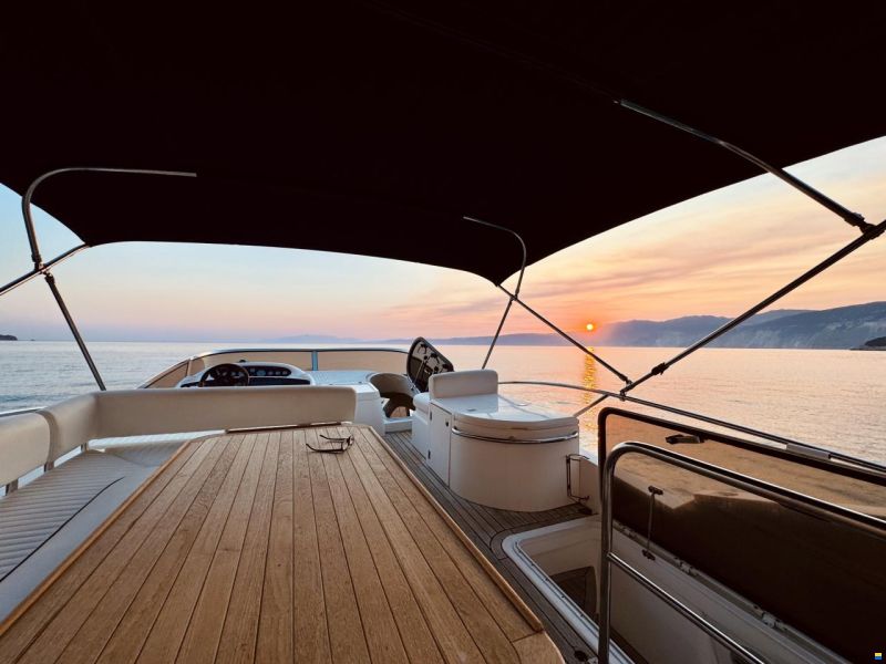 Sunseeker Manhattan 56