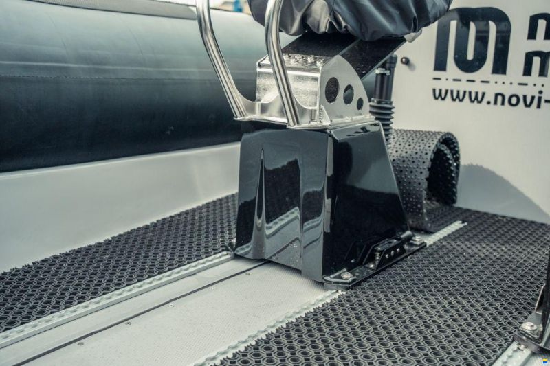 Gemini WR880 RIB