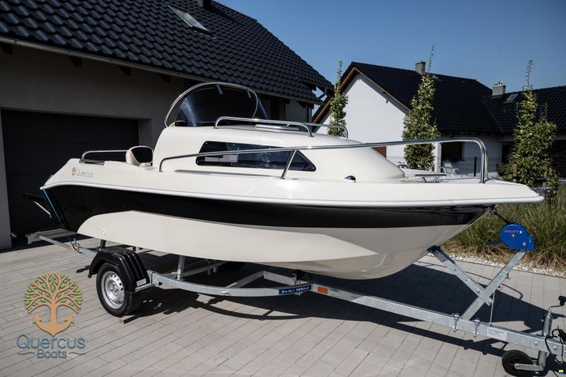 Quercus 500 Cabin