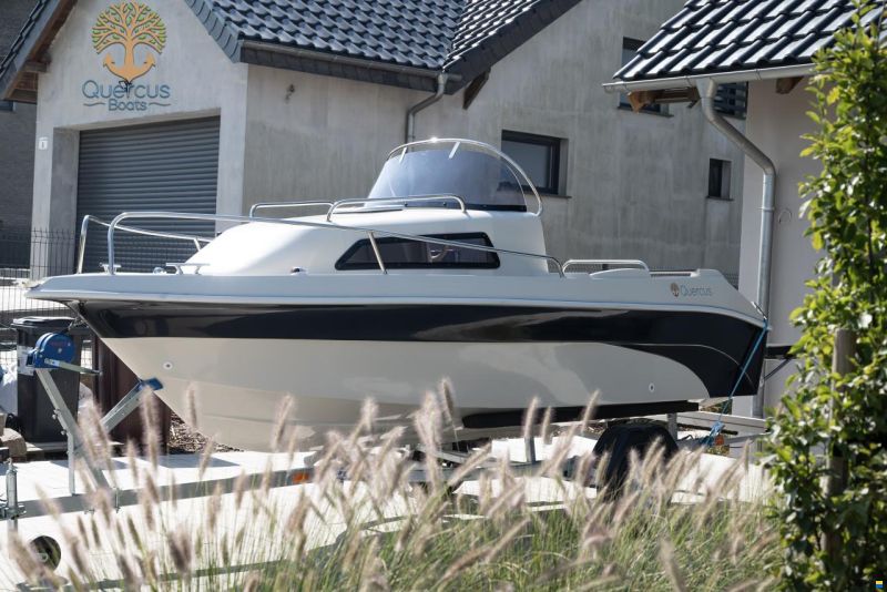 Quercus 500 Cabin