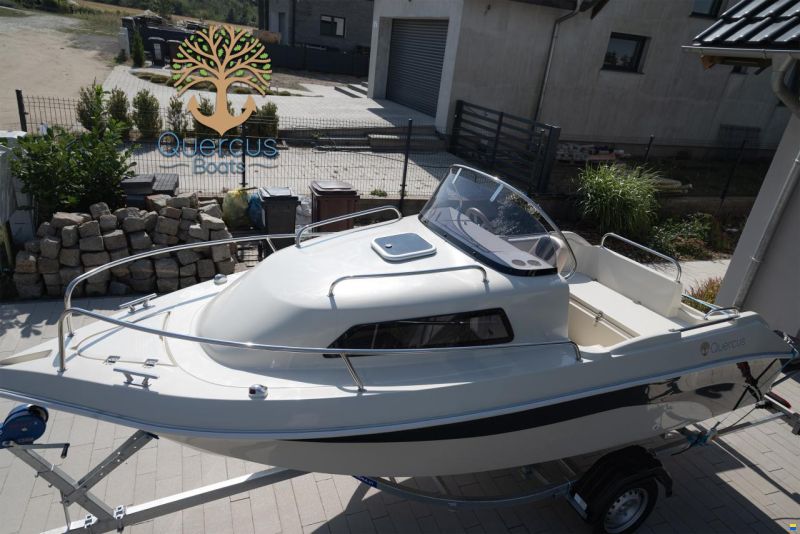 Quercus 500 Cabin