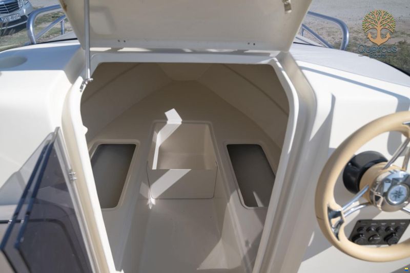 Quercus 500 Cabin