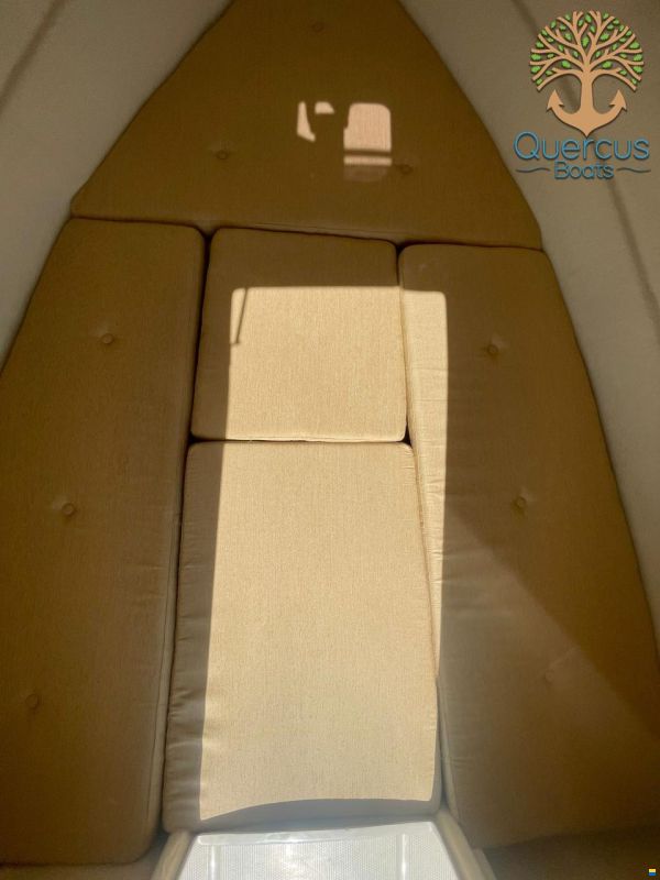 Quercus 500 Cabin