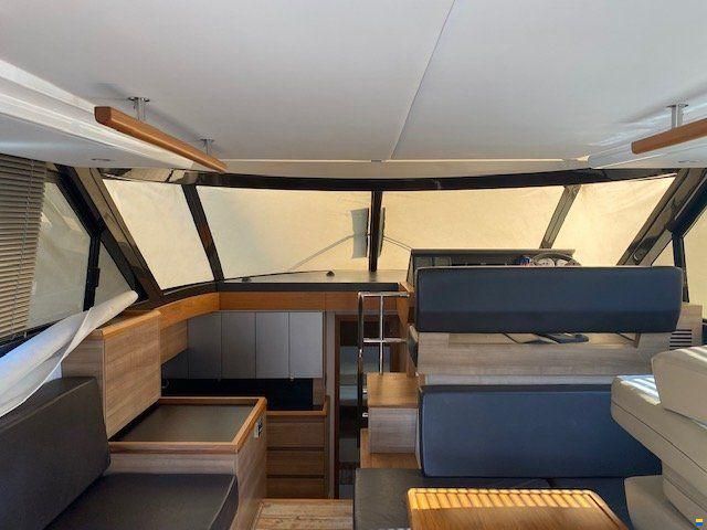 Sealine 42 F