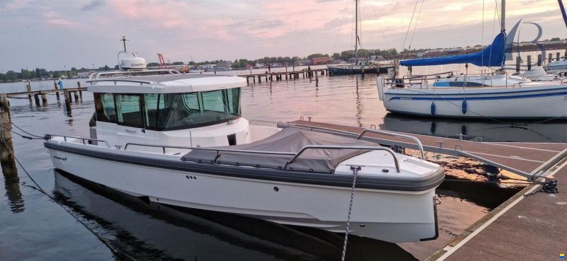 Axopar 28 Cabin MK2