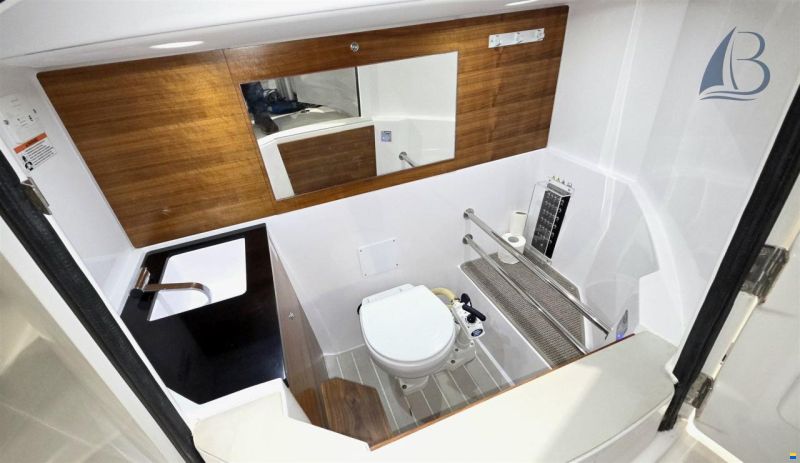 Axopar 28 Cabin MK2