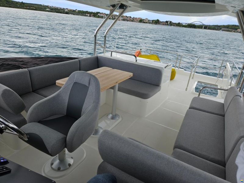 Beneteau Swift Trawler 48 Fly