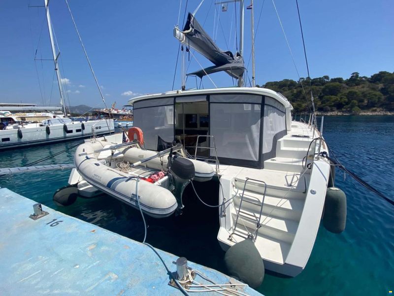 Lagoon 450 F