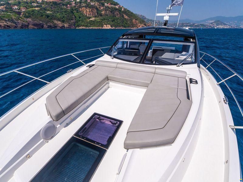 Sunseeker Predator 55 EVO