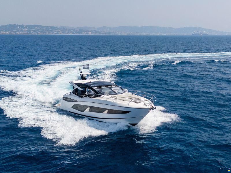 Sunseeker Predator 55 EVO