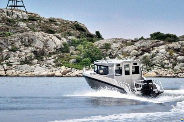 UMS boats UMS 865 CAB