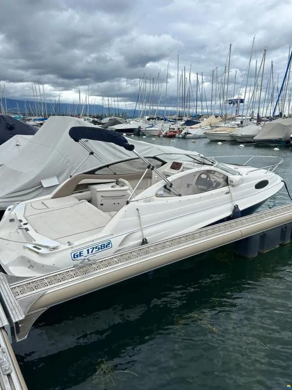 Regal 2150 LSC