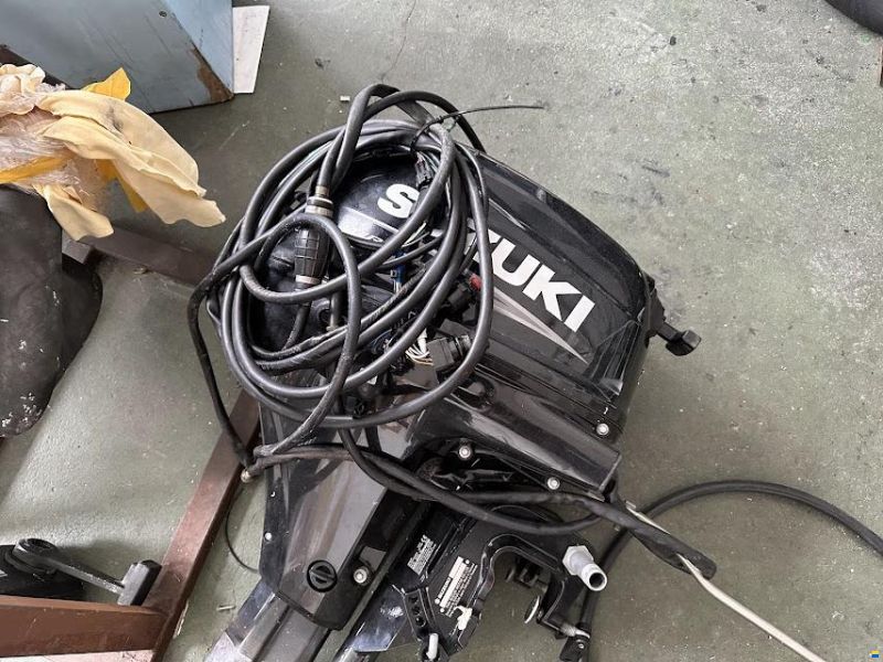 Suzuki 20 PS