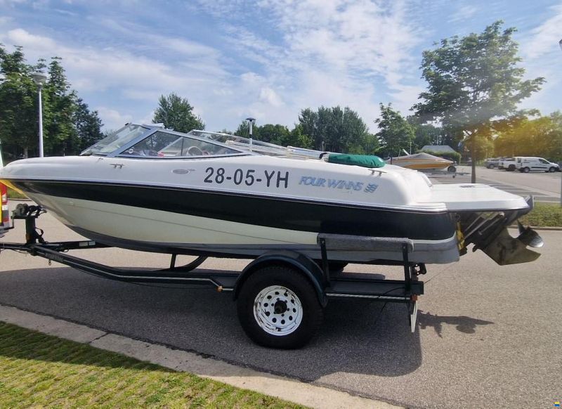 Four Winns horizon 180