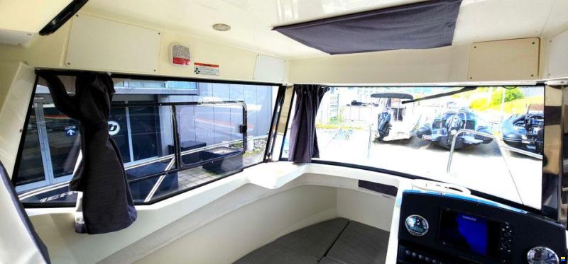 Quicksilver 625 Pilothouse