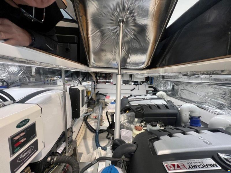Focus Motor Yacht Power 44