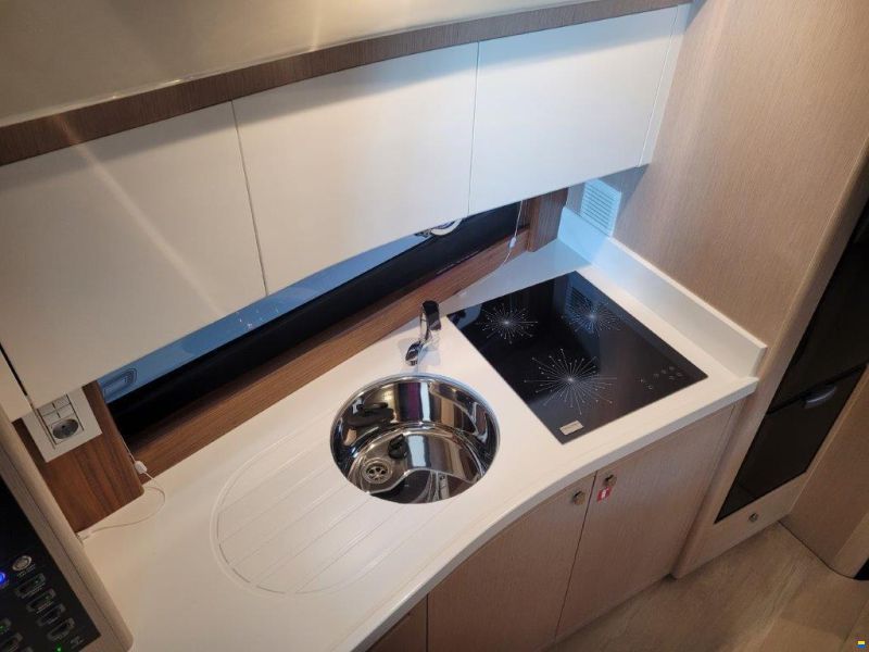 Focus Motor Yacht Power 44