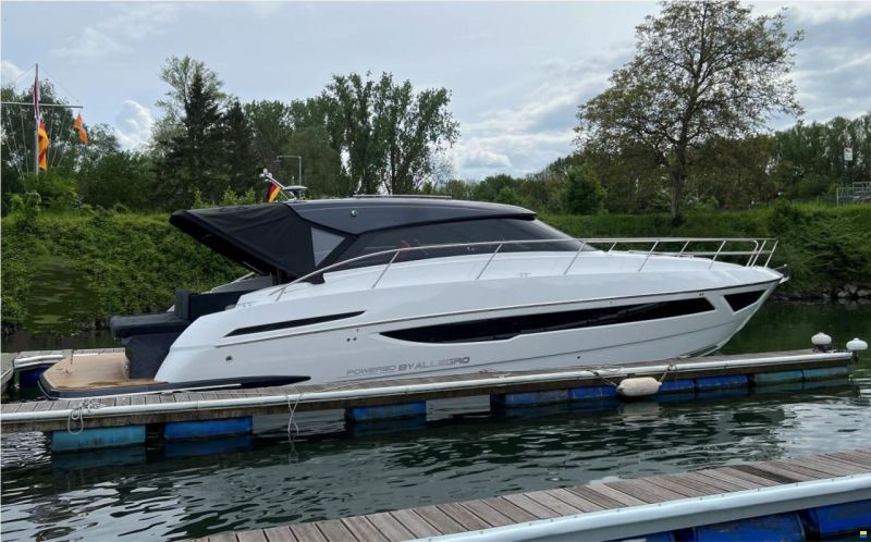 Focus Motor Yacht Power 44