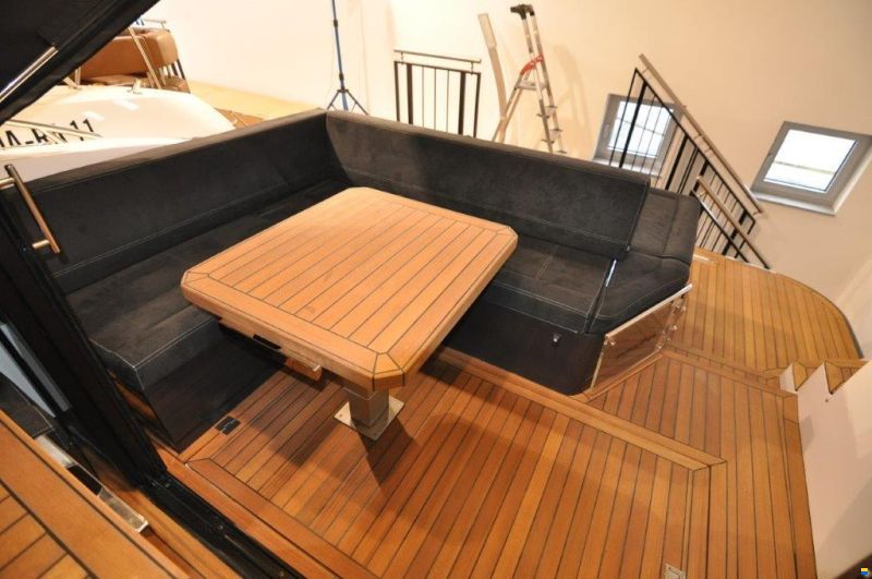 Focus Motor Yacht Power 44