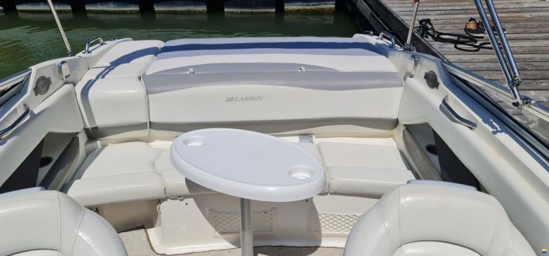 Larson 228 LXI