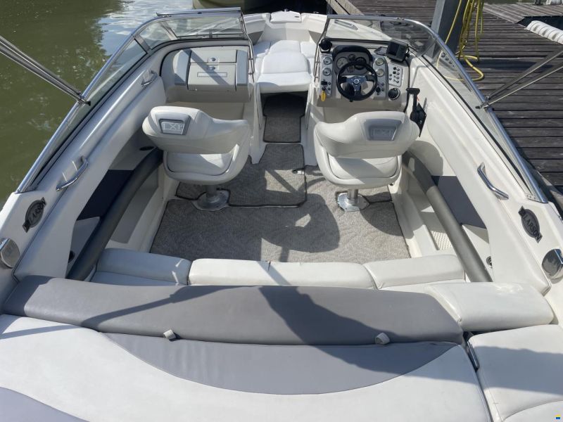 Larson 228 LXI